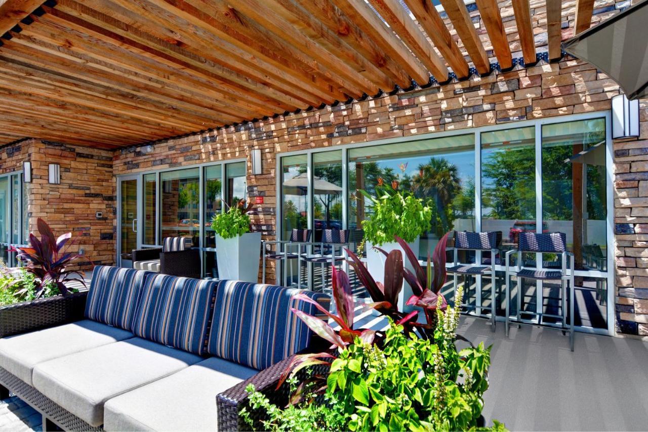 Towneplace Suites By Marriott Jacksonville East Exteriér fotografie